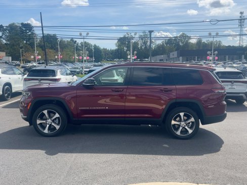Used 2025 Jeep Grand Cherokee L Limited image 2