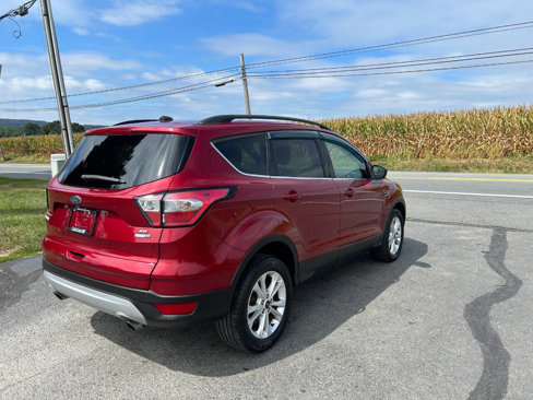 Used 2018 Ford Escape SE image 5