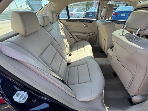 Used 2014 Mercedes-Benz E 350 4MATIC Sedan w/ Premium 1 Package image 15