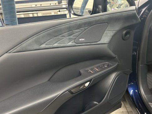 New 2025 Lexus RX 450h AWD w/ Luxury Package image 10