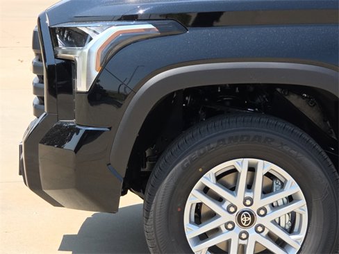New 2026 Toyota Tundra SR5 image 5