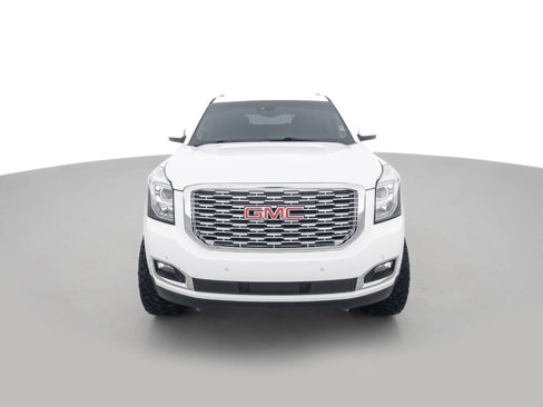 Used 2020 GMC Yukon XL Denali w/ Denali Premium Package image 2