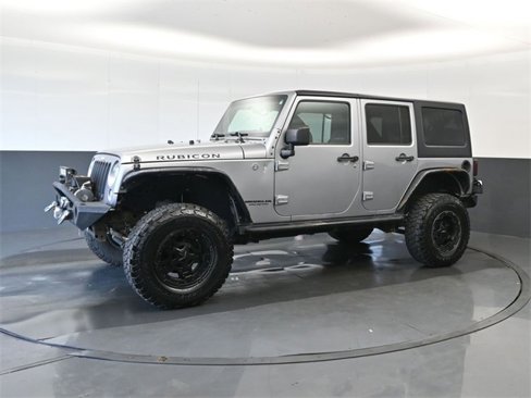 Used 2016 Jeep Wrangler Unlimited Rubicon w/ Connectivity Group image 7
