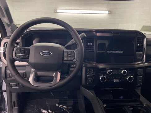 New 2026 Ford F250 Lariat image 8