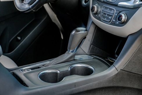 Used 2020 Chevrolet Equinox LT image 30