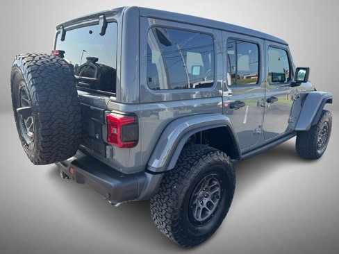 Used 2023 Jeep Wrangler Unlimited Rubicon 392 w/ Xtreme Recon 35" Tire Package image 3