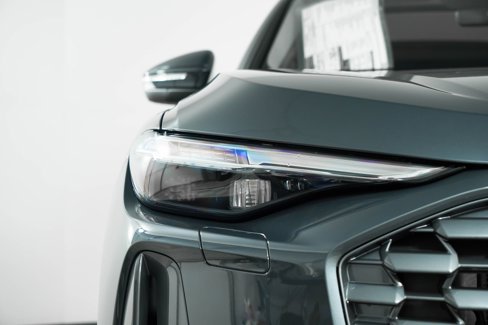 New 2025 Audi Q5 Premium Plus image 10