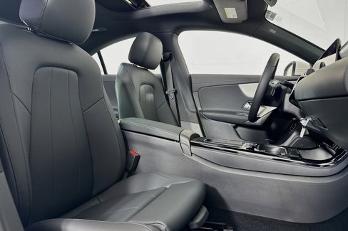 New 2026 Mercedes-Benz CLA 250 4MATIC image 6