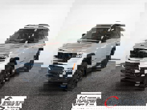 New 2025 Jeep Grand Cherokee L Limited w/ Black Appearance Package image 1