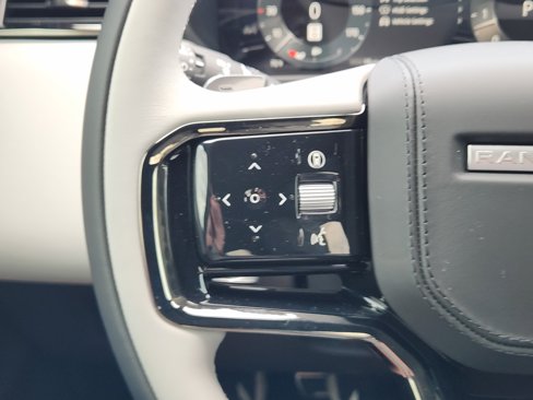 New 2026 Land Rover Range Rover Velar Dynamic SE image 28