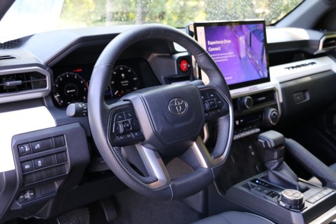 Used 2024 Toyota Tacoma TRD Sport image 16