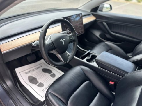 Used 2020 Tesla Model 3 Long Range image 8