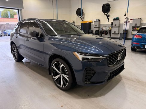 Used 2024 Volvo XC60 B5 Ultimate w/ Protection Package Premier image 7