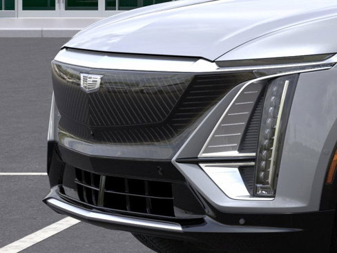 New 2025 Cadillac Lyriq Luxury image 13
