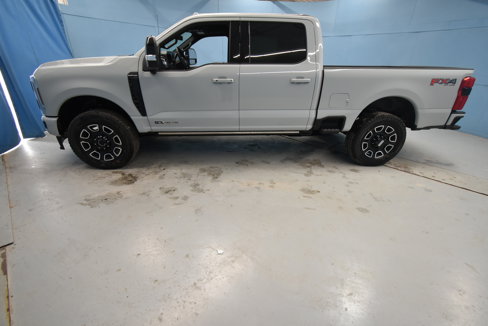 New 2025 Ford F250 Platinum image 31
