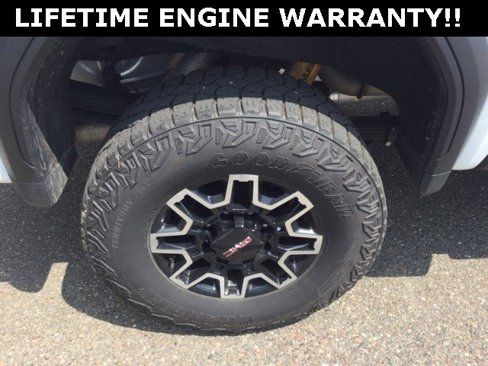 Certified 2024 GMC Sierra 2500 AT4X image 30
