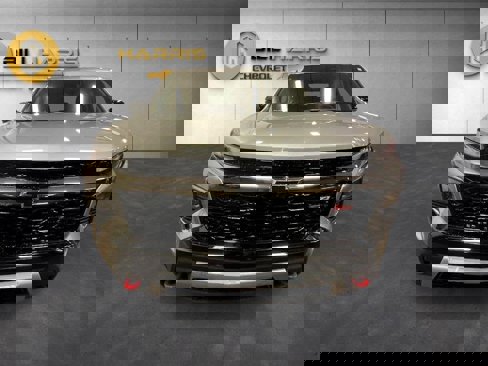 New 2026 Chevrolet Traverse Z71 w/ Enhanced Driving Package image 2