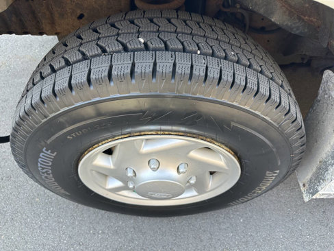 Used 2008 Ford E-250 and Econoline 250 image 7