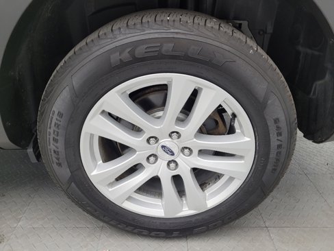 Used 2018 Ford Explorer XLT w/ Equipment Group 202A image 31