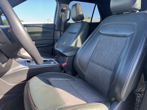 Used 2023 Ford Explorer Timberline w/ Timberline Technology Package image 10