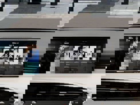 New 2026 Genesis GV70 2.5T Select image 12