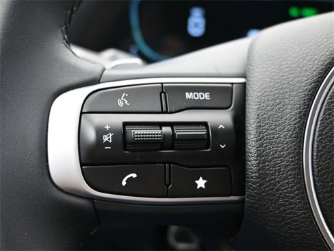 Used 2025 Kia Sportage EX w/ EX Premium Package image 22