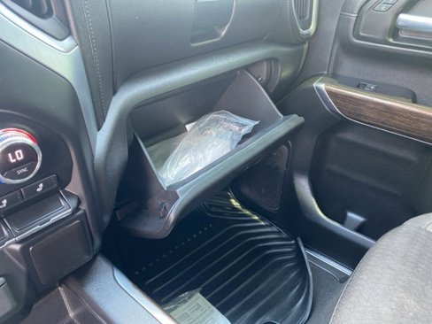 Used 2021 GMC Sierra 1500 Elevation image 30
