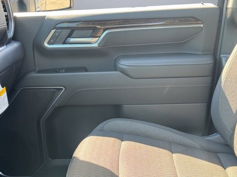 New 2026 GMC Sierra 2500 SLE w/ SLE Value Package; image 24