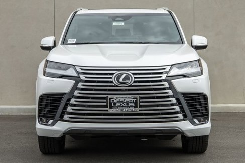 New 2025 Lexus LX 600 4WD w/ Luxury Package image 2