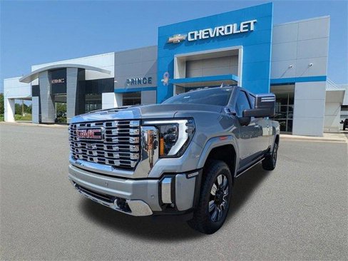 New 2026 GMC Sierra 2500 Denali w/ Denali Reserve Package image 9