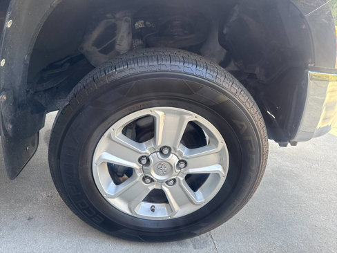 Used 2015 Toyota Tundra SR5 image 28