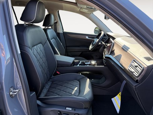 New 2025 Volkswagen Atlas SEL Premium R-Line image 19