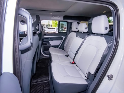 New 2025 Land Rover Defender 110 S image 46