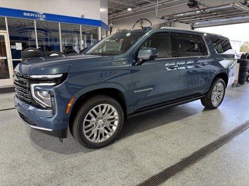 New 2026 Chevrolet Suburban High Country image 4