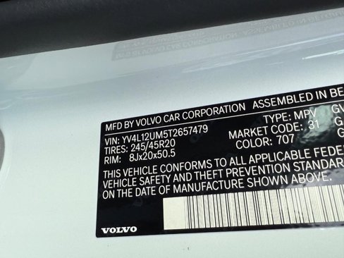 New 2026 Volvo XC40 B5 Ultra w/ Climate Package image 16