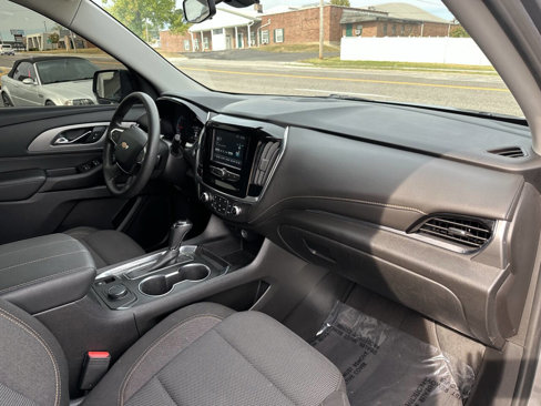 Used 2019 Chevrolet Traverse LS image 10