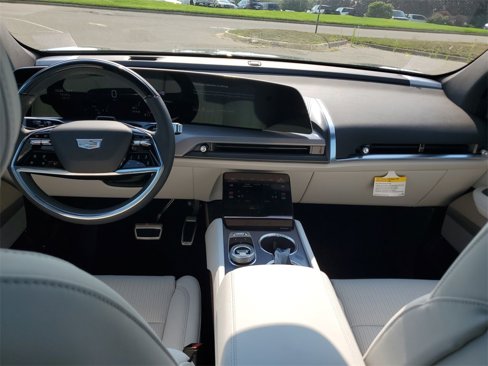 New 2026 Cadillac Vistiq Sport image 20