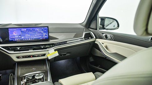 New 2026 BMW X7 M60i image 19