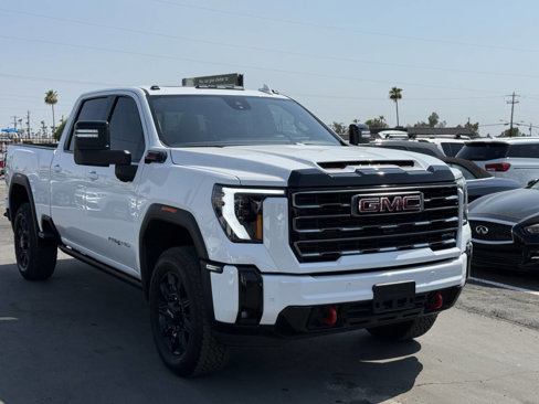 Used 2025 GMC Sierra 2500 AT4 w/ AT4 Premium Plus Package image 7
