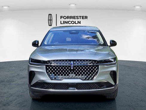 New 2025 Lincoln Nautilus Premier w/ Equipment Group 102A image 8