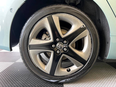 Used 2019 Toyota Prius Limited image 29