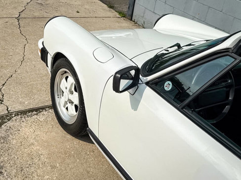 Used 1986 Porsche 911 Carrera image 9