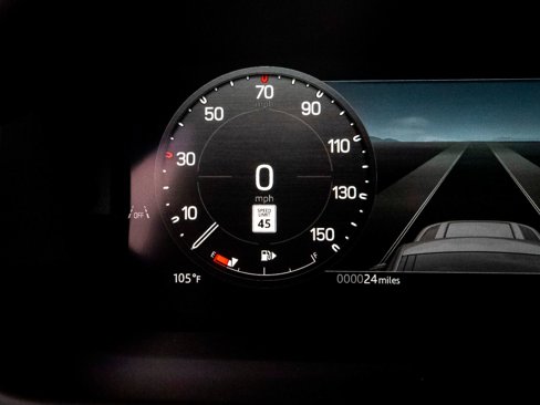 New 2025 Land Rover Defender 110 V8 image 10