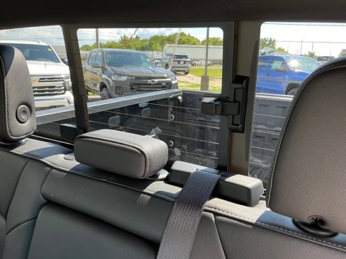 New 2025 Chevrolet Colorado LT w/ LT Convenience Package image 18