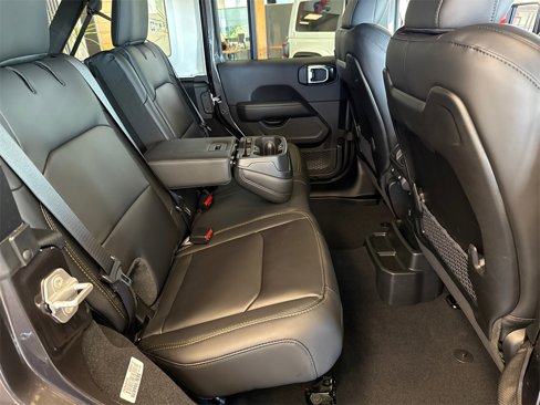 New 2025 Jeep Wrangler Unlimited Rubicon 392 image 19