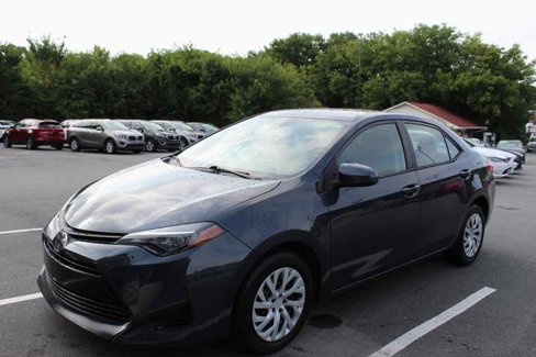 Used 2017 Toyota Corolla LE image 1