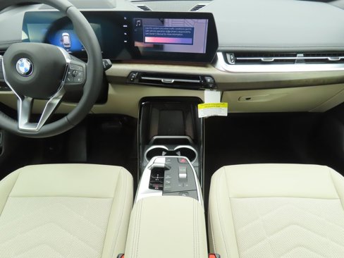 Used 2025 BMW X1 xDrive28i w/ Premium Package image 14