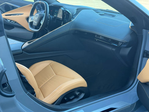 Used 2025 Chevrolet Corvette Stingray Preferred Cpe w/ Stealth Interior Trim Package image 26