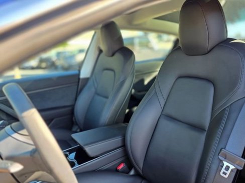 Used 2020 Tesla Model 3 Standard Range Plus image 22