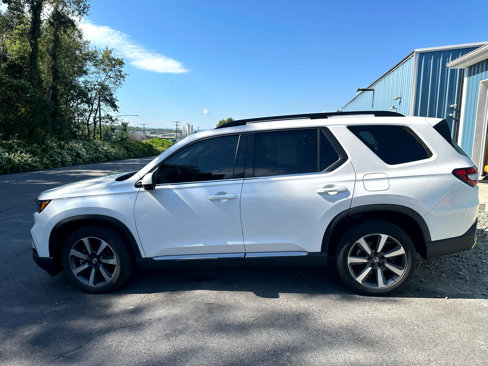 Used 2024 Honda Pilot Touring image 8